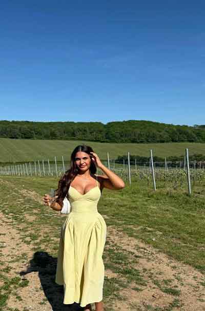 Nina, 27 Jahre